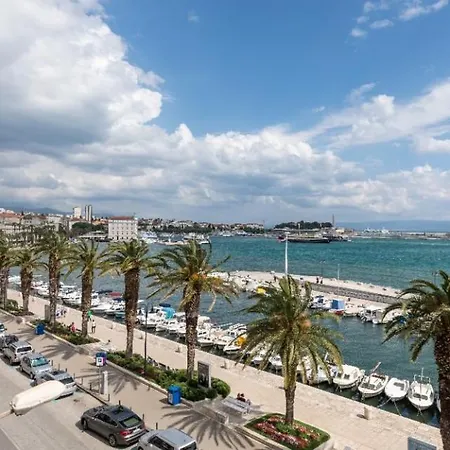 Adriatik Lux Riva Appartement