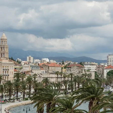 Adriatik Lux Riva * Split