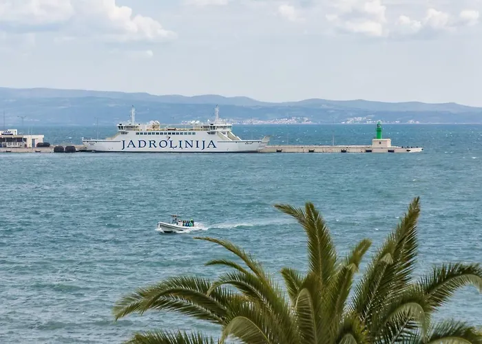 Adriatik Lux Riva Apartment Split