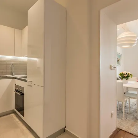 Adriatik Lux Riva
