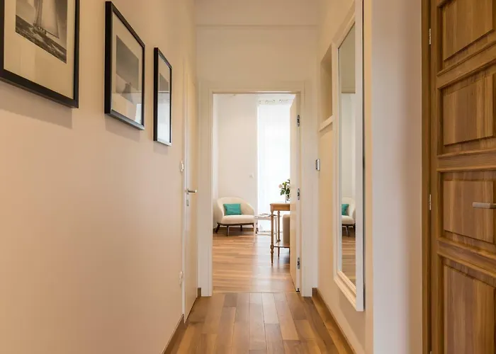 Adriatik Lux Riva 아파트 *